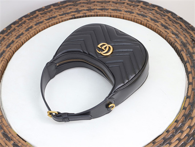 Gu.cci GG Marmont Half Moon Shaped Mini Bag Black 699514