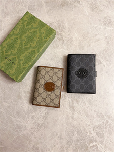 Gu.cci GG Passport Case With Interlocking G 724562