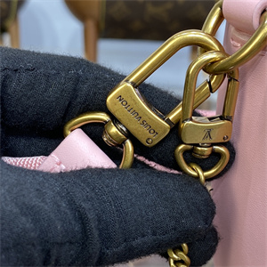 L.V New Wave Multi Pochette Pink M56468