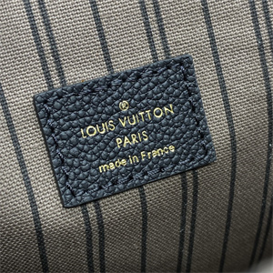 L.V Pochette  Métis  Monogram Empreinte Black M41487