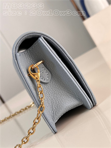 L.V Wallet On Chain LiLy Monogram Emprenite Blue M83233