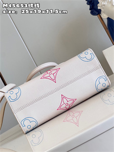 L.V ONTHEGO PM  Monogram Empreinte Embroidery M45653