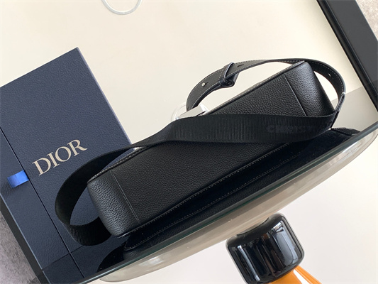 Di.or Saddle Messenger Bag Black Grained Calfskin