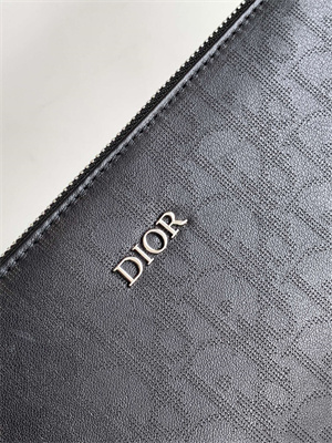 Di.or Pouch  Black Oblique Galary Calfskin