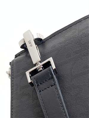 Di.or Pouch  Black Oblique Galary Calfskin