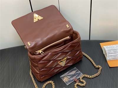 L.V  Go-14 MM Bag Lambskin Tan M23601