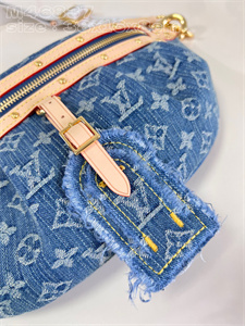 L.V High Rise Bumbag Monogram Denim M46837