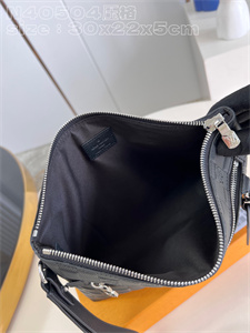 L.V Takeoff Pouch Damier Infini Leather Black N40504