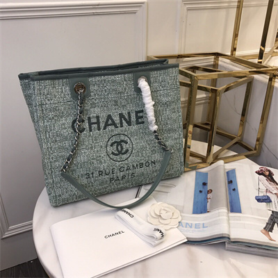 Cha.nel Deauville MM Shopping Bag Mixed Fibers Silver Tone Metal Green A67001