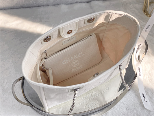 Cha.nel Deauville MM Shopping Bag Mixed Fibers Silver Tone Metal Cream A67001
