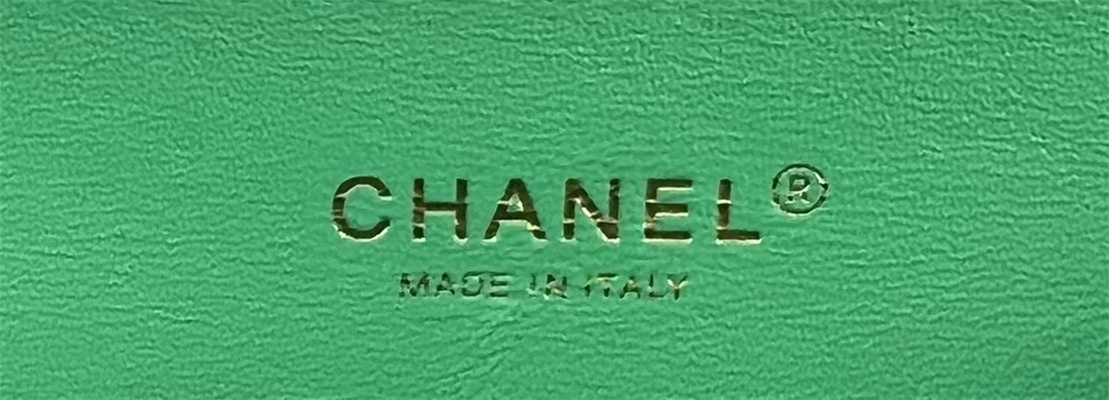 Cha.nel Medium Classic Flap Bag Tweed Gold Tone Metal Green A01112