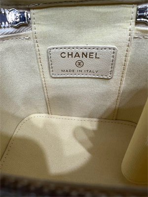 Cha.nel Vanity Case With Chain Lambskin Gold Tone Metal Yellow AP2581