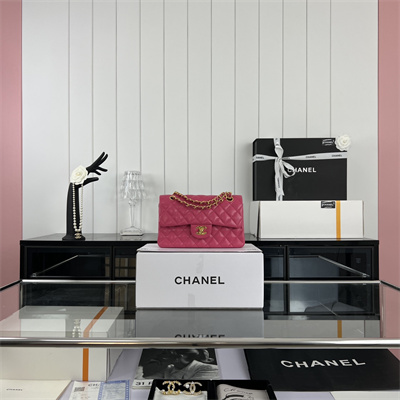 Cha.nel Small Classic Flap Bag Grained Calfskin Gold Tone Metal Fuchsia 01117