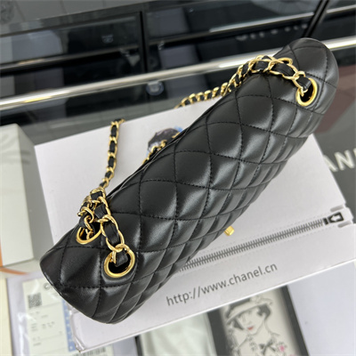 Cha.nel Medium Classic Flap Bag Lambskin Gold Tone Metal Black 01112