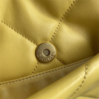 Cha.nel 19 Handbag Lambskin Gold Double C Metal Yellow AS1160