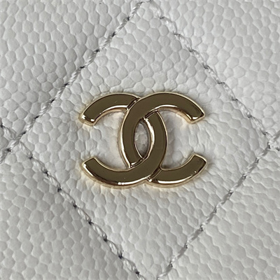 Cha.nel Vanity Case Grained Calfskin Gold Tone Metal White AP1340