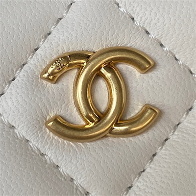 Cha.nel Vanity Case With Ball Lambskin Gold Tone Metal White AP1447