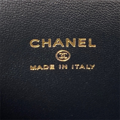 Cha.nel Vanity Case Grained Calfskin Gold Tone Metal Black AP3203