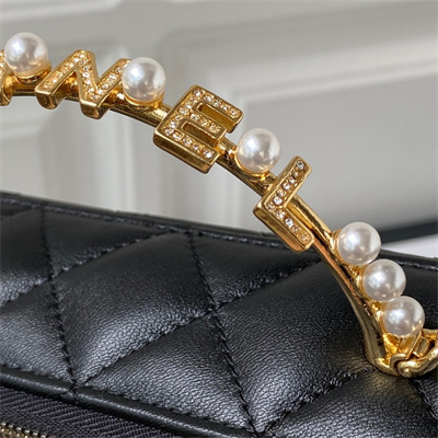 Cha.nel Vanity Case With Top Handle Lambskin Gold Tone Metal Black AP3515