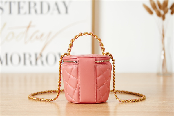 Cha.nel Vanity Case With Top Handle Lambskin Gold Tone Metal Pink AS2873
