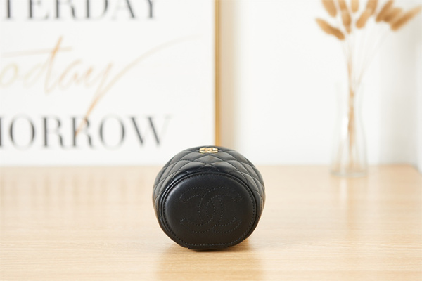 Cha.nel Vanity Case With Top Handle Lambskin Gold Tone Metal Black AS2873