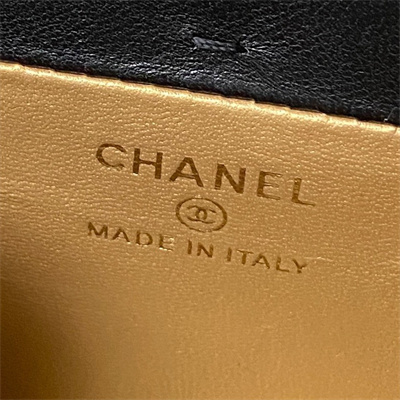 Cha.nel Vanity Case Lambskin Gold Tone Metal Black AP3459