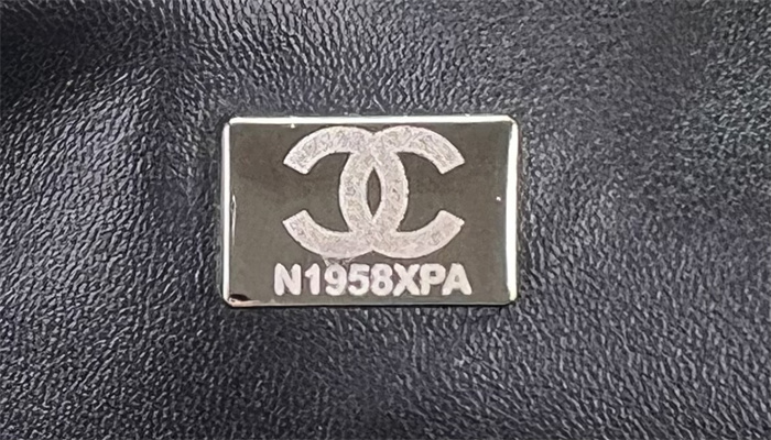 Cha.nel Medium Classic Flap Bag Tweed Silver Tone Metal Black A01112