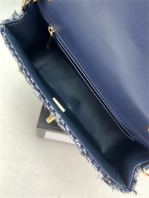 Cha.nel Medium Classic Flap Bag Tweed Gold Tone Metal Navy A01112