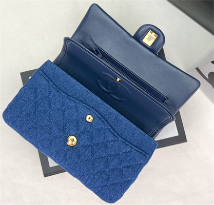 Cha.nel Medium Classic Flap Bag Denim Gold Tone Metal A01112