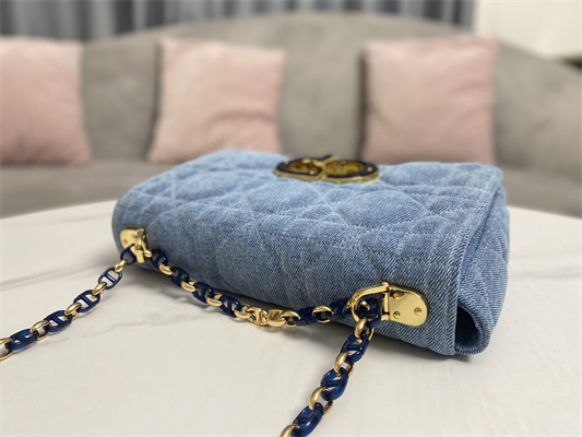 CD Medium Di.or Caro Bag Macrocannage Denim Blue