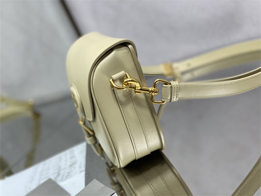 CD Medium Di.or Bobby Bag Box Calfskin Sand-Colored