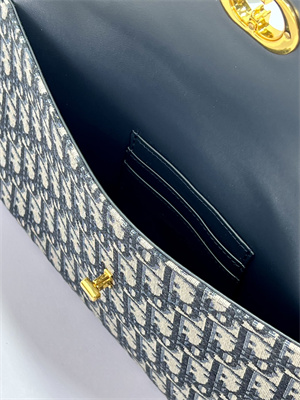 CD 30 Montaigne Avenue Pouch with Flap Blue Dior Oblique Jacquard