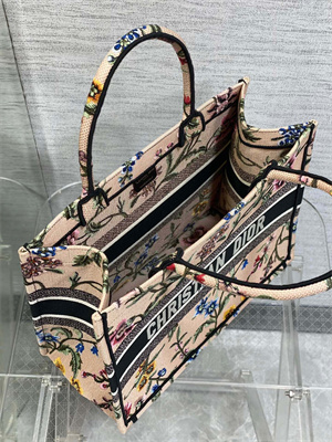 CD Medium Book Tote Petites Fleurs Embroidery Nude Beige Multicolor