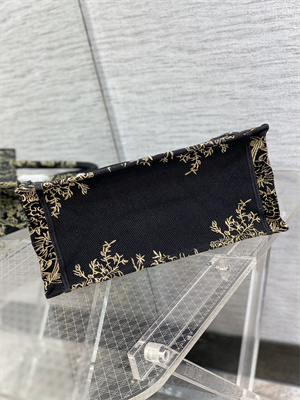 CD Medium Book Tote Jardin d’Hiver Embroidery Black and Gold Tone