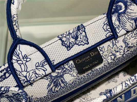 CD Small Book Tote Jardin Botanique Embroidery White and Blue