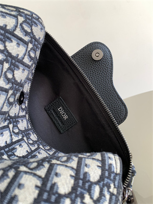 Di.or Lingot 22 Shoulder Bag Beige and Black Oblique Jacquard