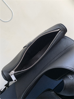Di.or Saddle Bag Black Grained Calfskin