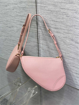 CD Saddle Shoulder Pouch Goatskin Melocoton Pink Color