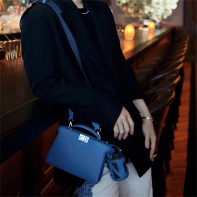 Fen.di Peekaboo ISeeU XCross Leather Bag Blue Color