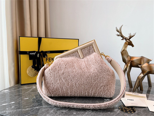Fen.di FIRST MEDIUM Pink Sheepskin Bag