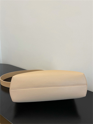 Fen.di FIRST MEDIUM Nude Leather Bag