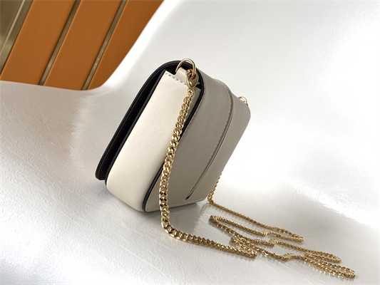 Fen.digraphy Chain Wallet White Leather