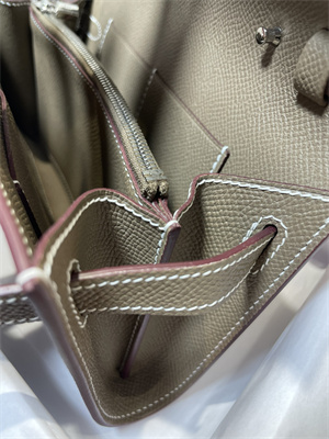 Kelly Classique To Go wallet Epsom Leather Silver Tone Metal In Etoupe Color HS