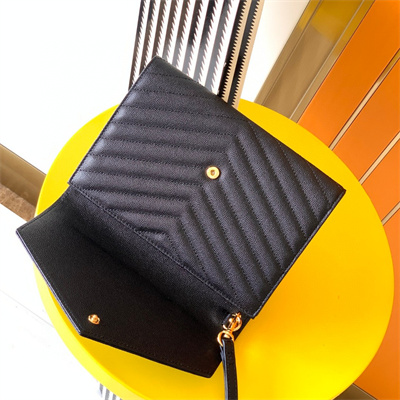 Y.S.L CASSANDRA MATELASS?? FLAP POUCH IN GRAIN DE POUDRE EMBOSSED LEATHER Black Color Gold Tone Metal