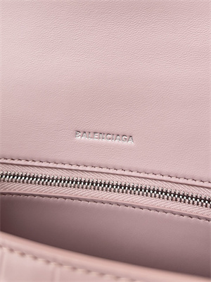 Women’s Hourglass Small Handbag Crocodile Embossed In Ice Pink