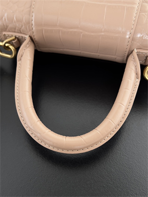 Women’s Hourglass XS Handbag Crocodile Embossed In Nude Pink-Gold