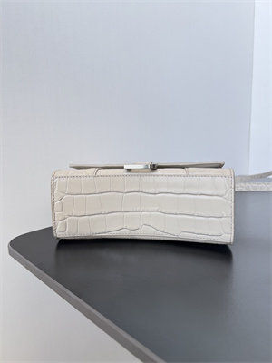 Women’s Hourglass XS Handbag Crocodile Embossed In Lt Beige-Silver
