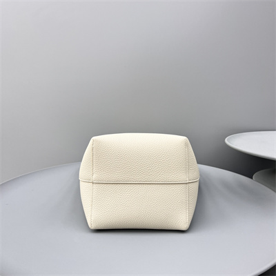 The Row Park N/S Medium Tote Bag Grained Calfskin White color