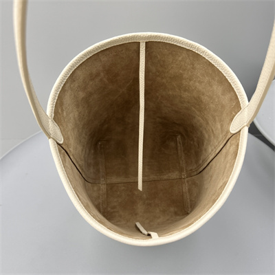 The Row Park N/S Medium Tote Bag Grained Calfskin White color