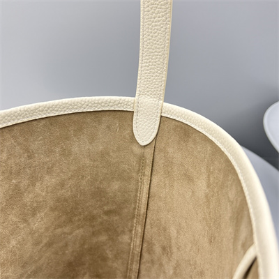 The Row Park N/S Medium Tote Bag Grained Calfskin White color